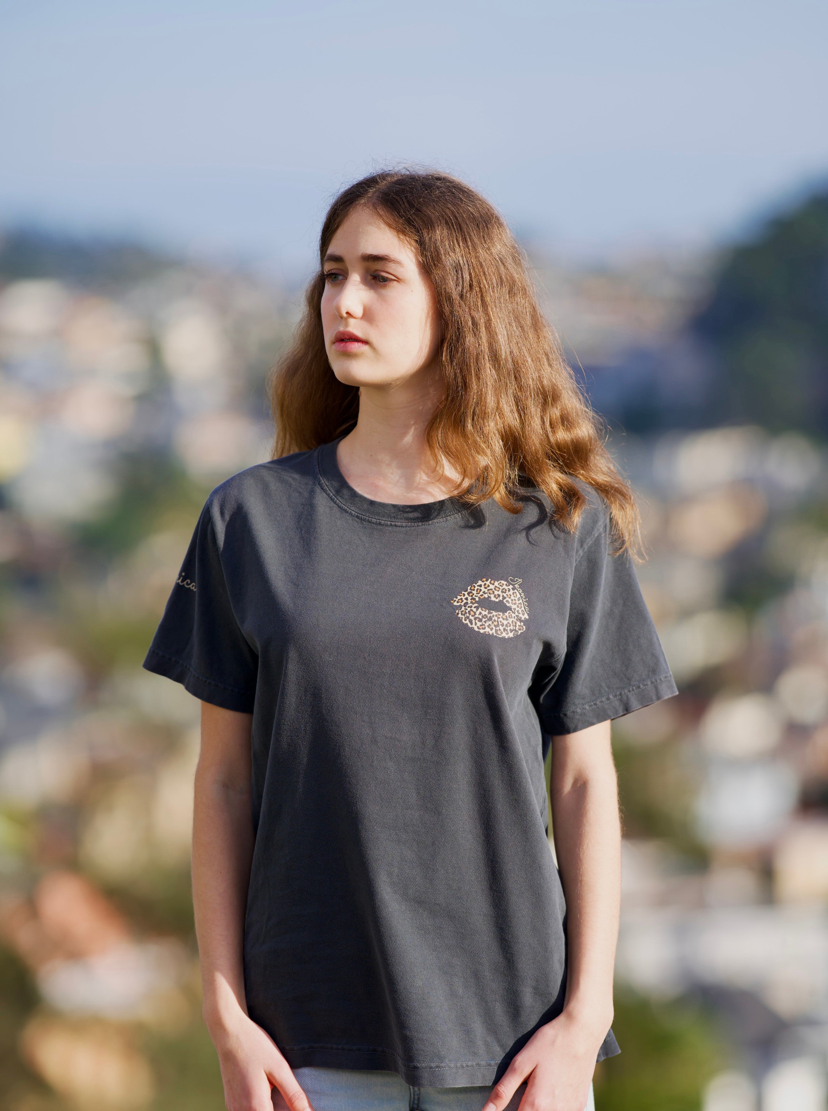 Bisou Oversized Tee