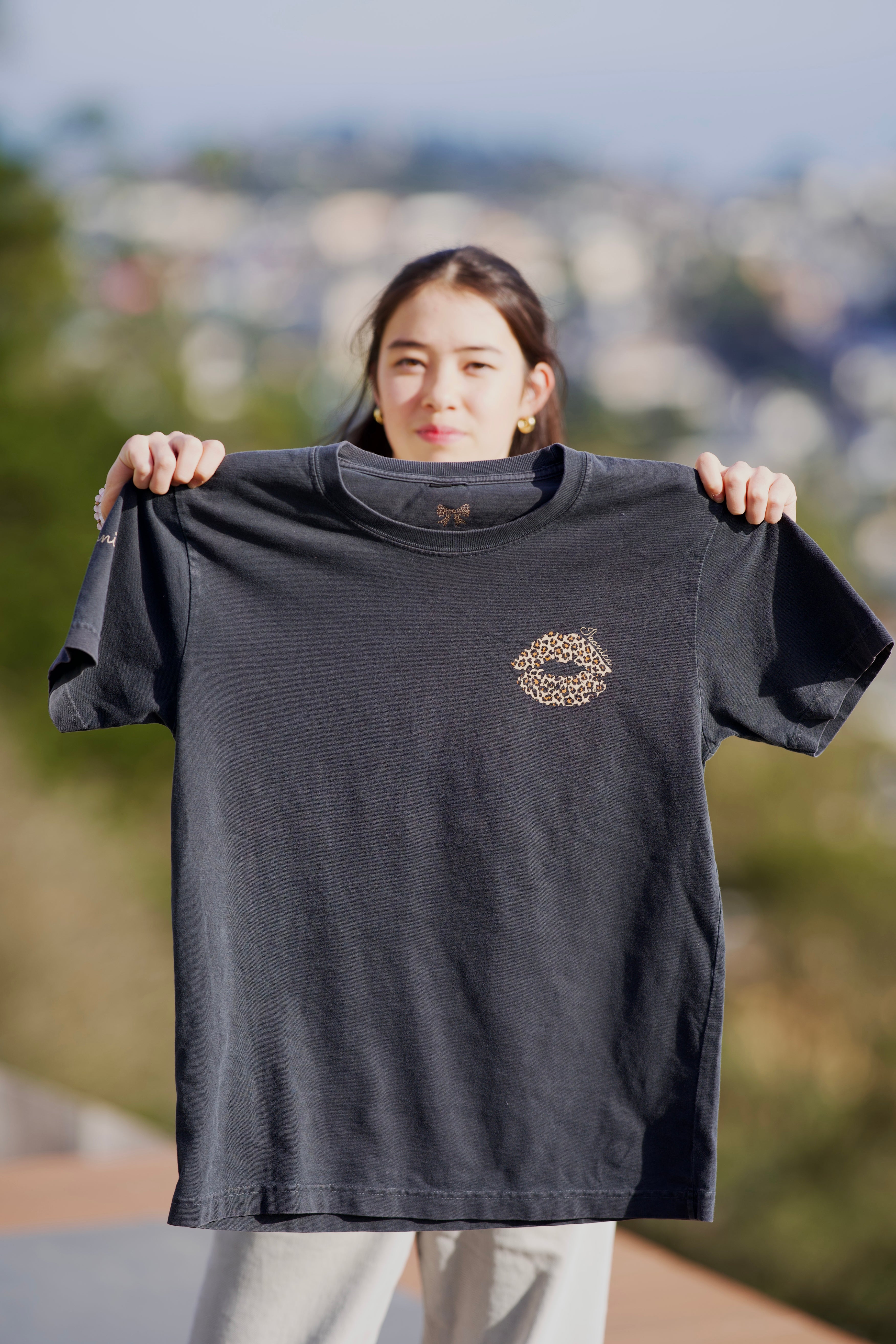 Bisou Oversized Tee